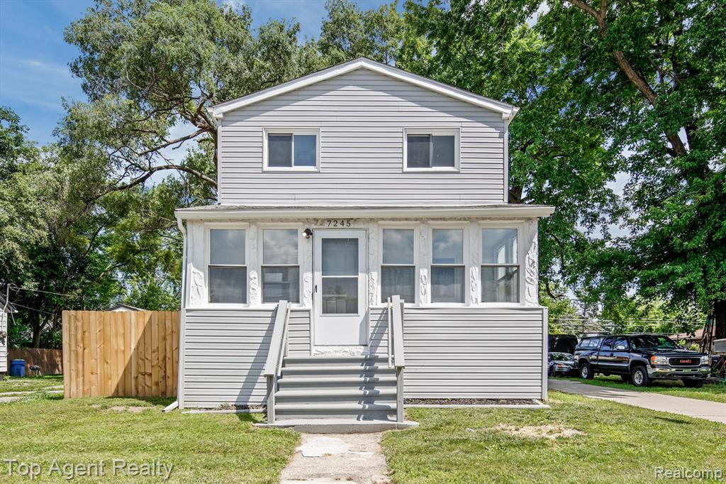 7245 Rivard Avenue Warren, MI 48091 - Photo 2 of 28