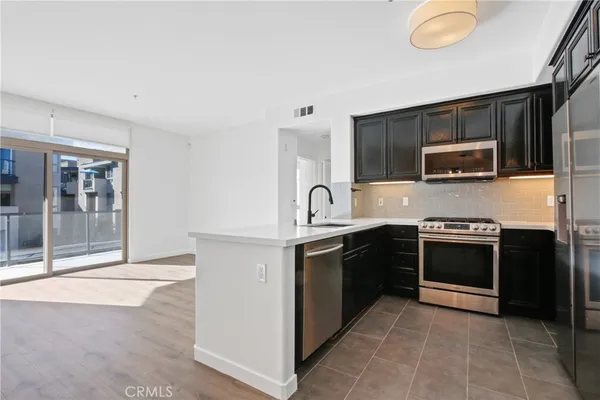 $4,999 | 13044 Pacific Promenade, Playa Vista, CA 90094