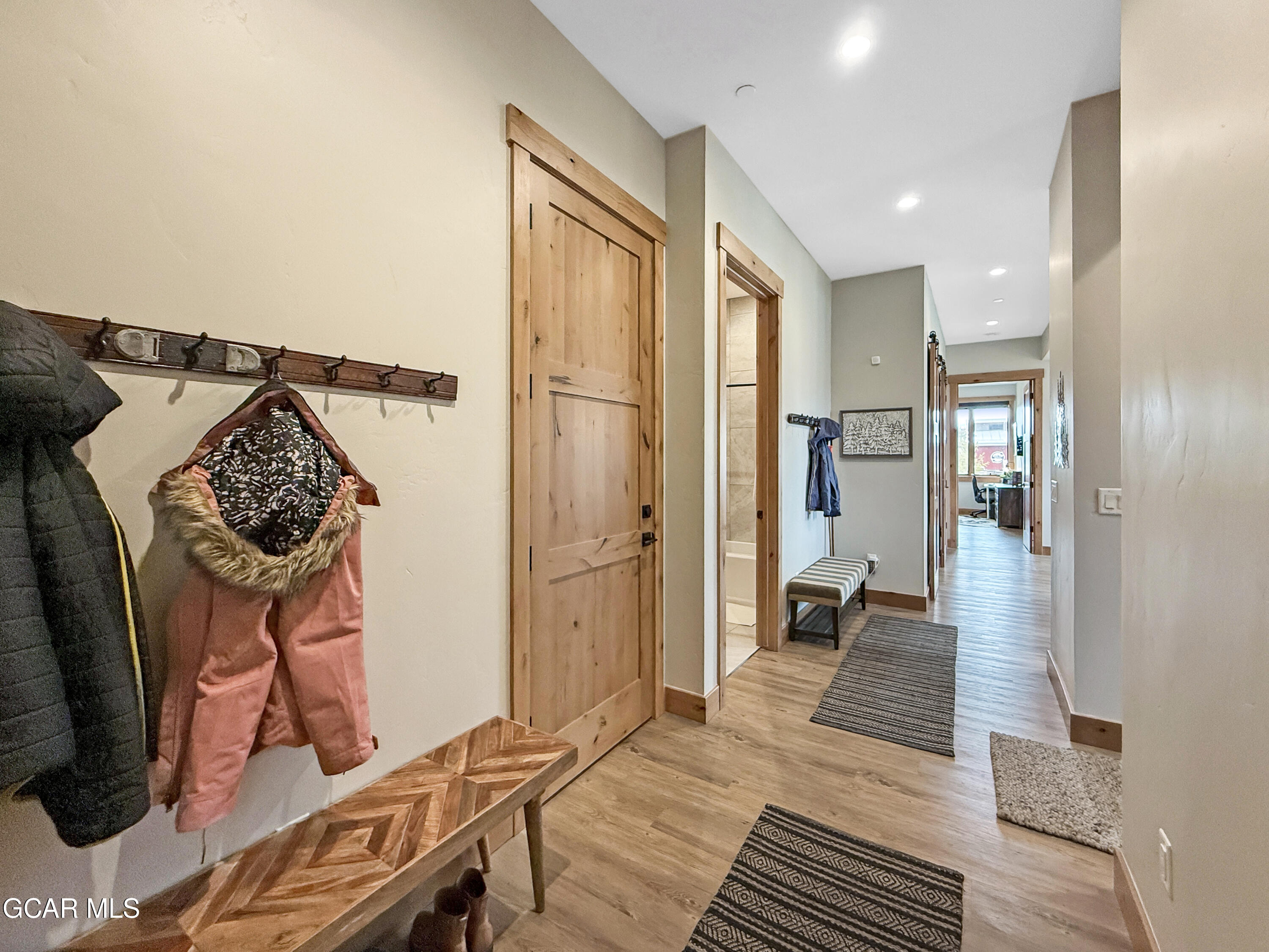 116 Springview Lane, Unit C104 Fraser, CO 80442 - Photo 3 of 45 Entryway