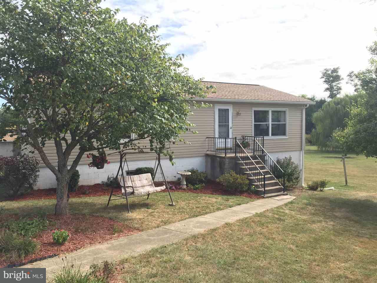 129 Ducktown Road York, PA 17406 - Photo 2 of 25 Gallery Image 2
