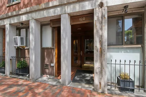 $775,000 | 120 Commercial Street, Unit 44, Boston, MA 02109