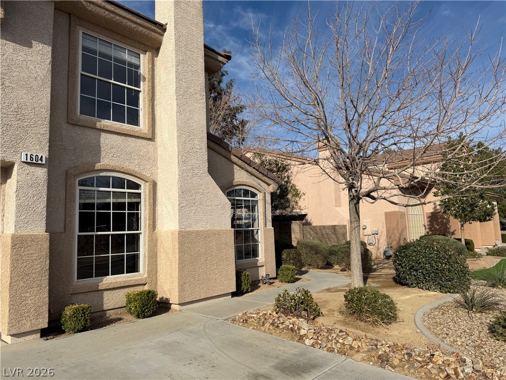 1604 Inropah Drive Henderson, NV 89014 - Photo 4 of 39