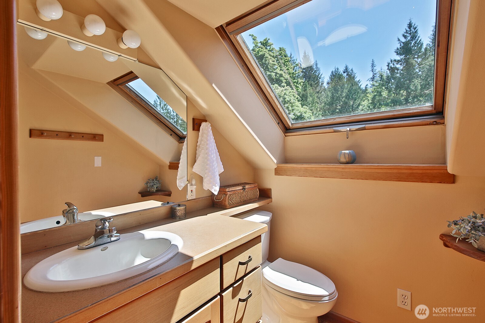 3792 Campbell Road Clinton, WA 98236 - Photo 23 of 40