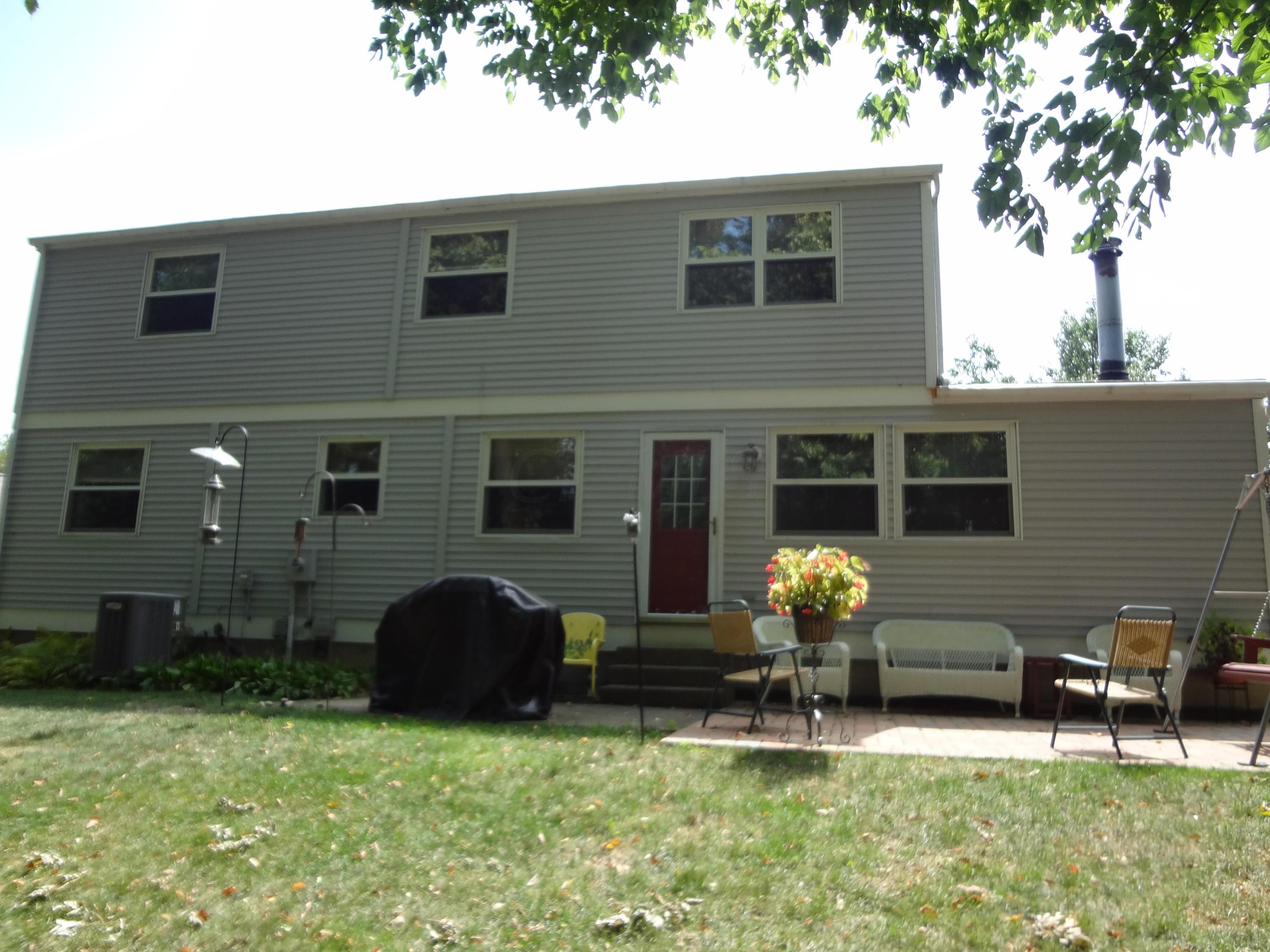 296 Rimbey Avenue Columbus, OH 43230 - Photo 3 of 34 Gallery Image 3