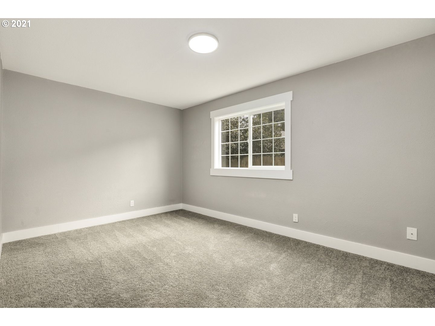 44 Northeast Lombard Street Portland, OR 97211 - Photo 24 of 32