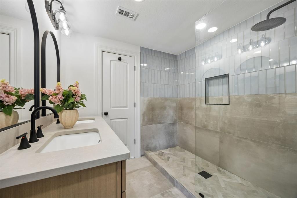 1260 Stacy Road Fairview, TX 75069 - Photo 25 of 40 Fully updated ensuite bathroom