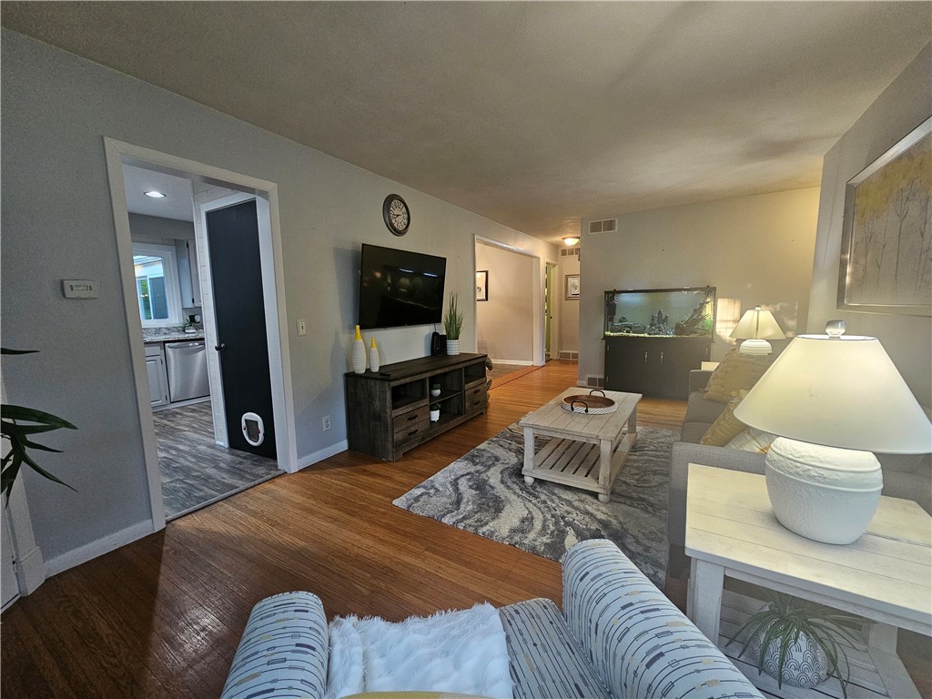 1069 Klem Road Webster, NY 14580 - Photo 22 of 37