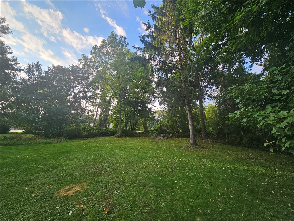 1069 Klem Road Webster, NY 14580 - Photo 5 of 37