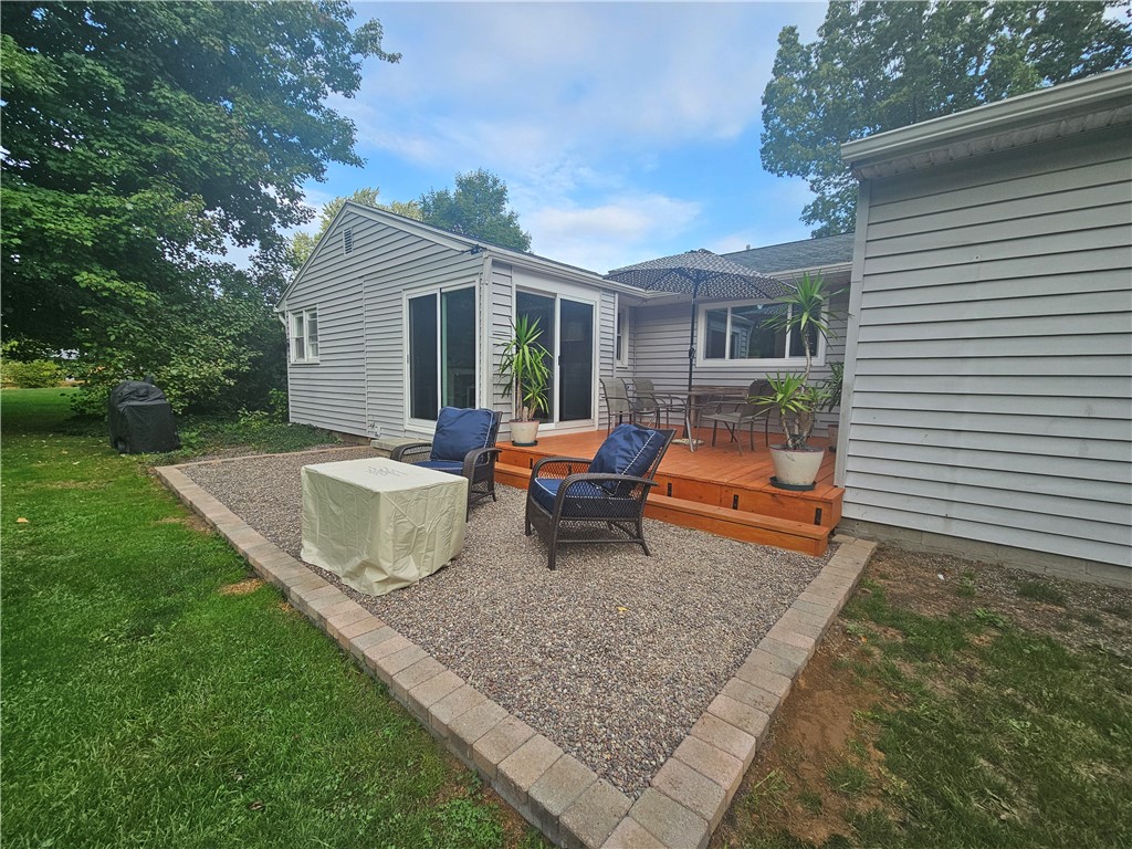 1069 Klem Road Webster, NY 14580 - Photo 7 of 37