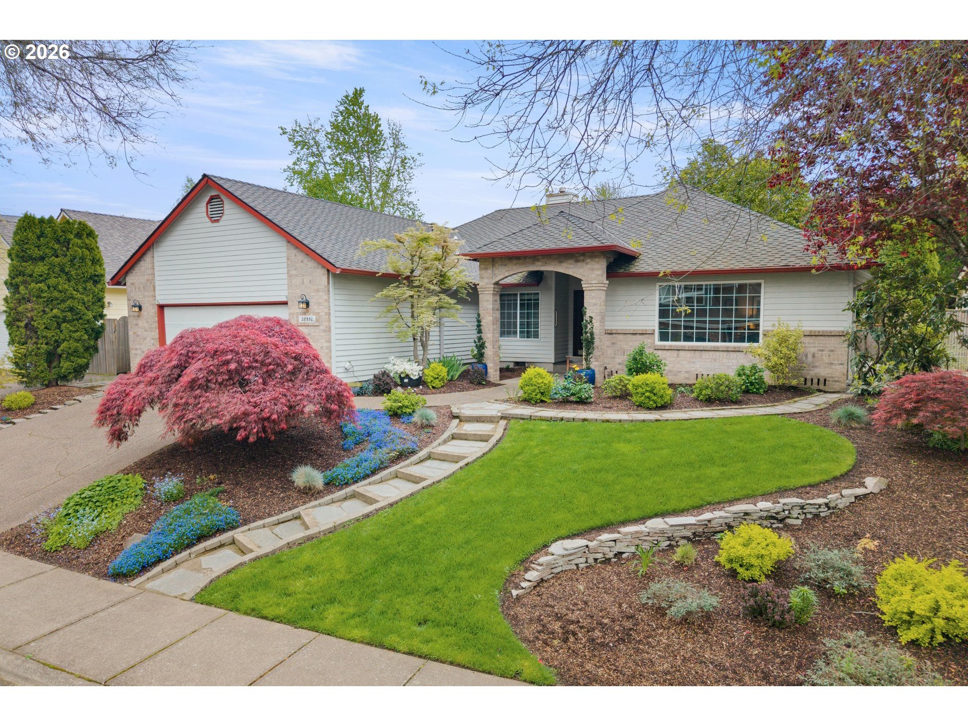 28558 Southwest Meadows Loop Wilsonville, OR 97070 - Photo 3 of 48 Gallery Image 3