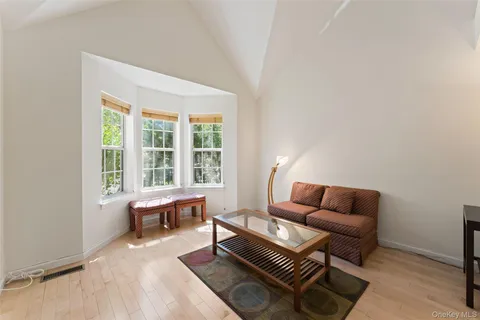 $1,095,000 | 1 Deerfoot Lane, Yonkers, NY 10710
