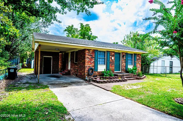 $1,500 | 1609 Canal Street, New Bern, NC 28560