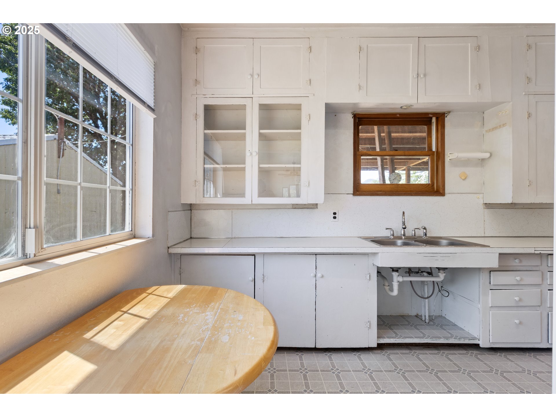 2170 Hubbard Creek Road Umpqua, OR 97486 - Photo 8 of 48 Gallery Image 8