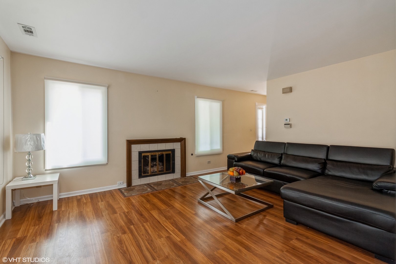 462 Old Surrey Road Hinsdale, IL 60521 - Photo 3 of 13 a living room with furniture and a fireplace