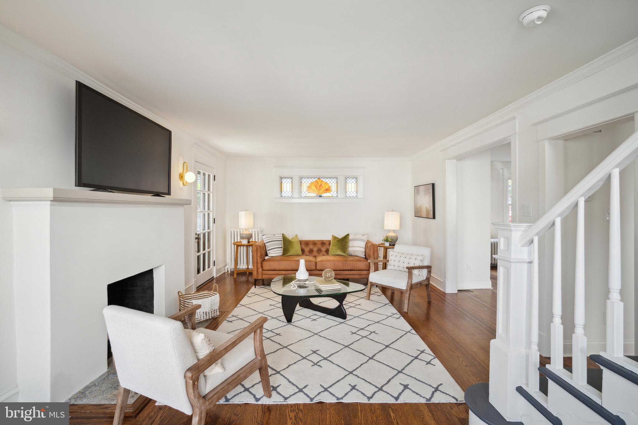 40 Yale Road Havertown, PA 19083 - Photo 3 of 31 Living Room