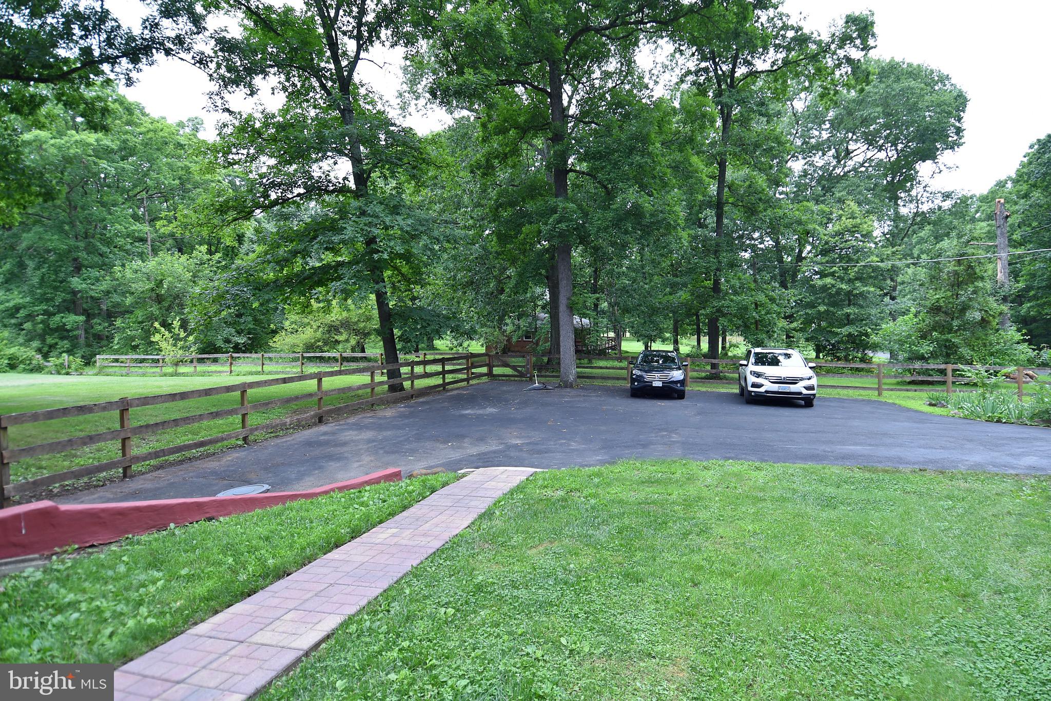 3615 Dumfries Road Catlett, VA 20119 - Photo 29 of 30 Tons of parking!