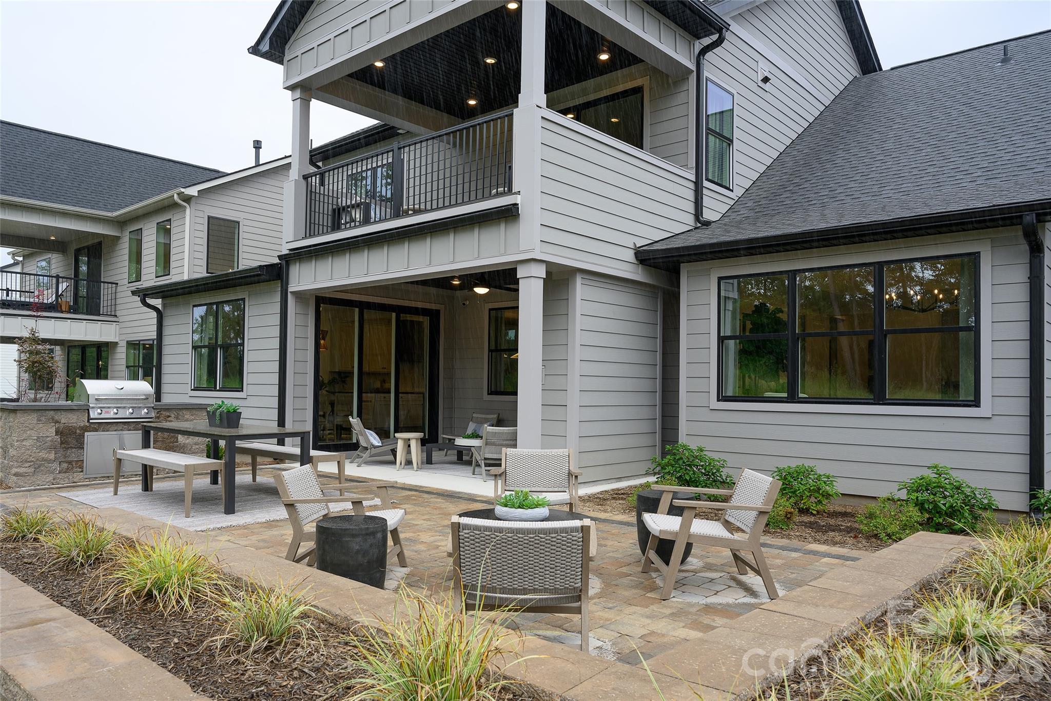 10934 Old Ravine Trail Huntersville, NC 28078 - Photo 11 of 13 a view of a building with sitting area
