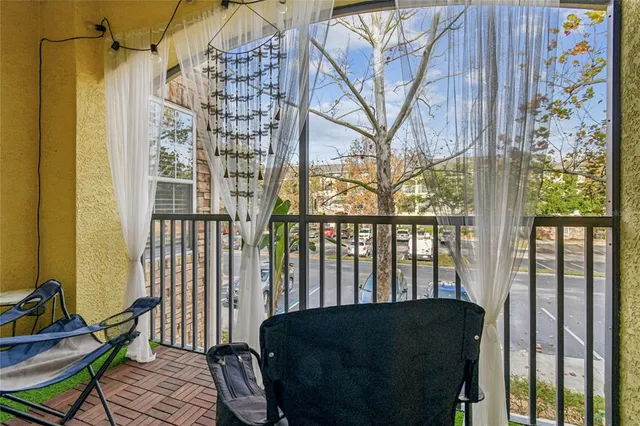 $1,525 | 2405 Courtney Meadows Court, Unit 202, Tampa, FL 33619