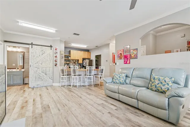 $1,525 | 2405 Courtney Meadows Court, Unit 202, Tampa, FL 33619