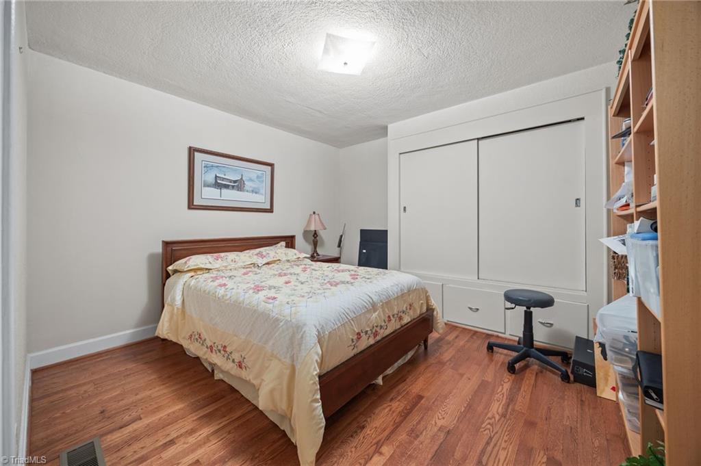 723 Haynes Road Thomasville, NC 27360 - Photo 28 of 47