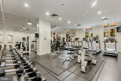 $2,100 | 1000 New Jersey Avenue Southeast, Unit 516, Washington, DC 20003