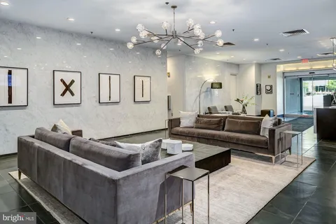 $2,100 | 1000 New Jersey Avenue Southeast, Unit 516, Washington, DC 20003