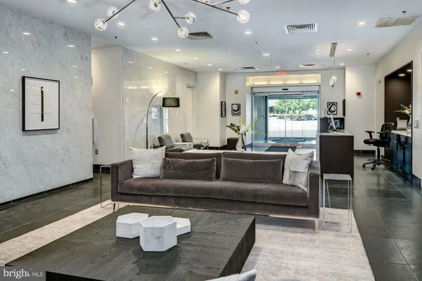 $2,100 | 1000 New Jersey Avenue Southeast, Unit 516, Washington, DC 20003