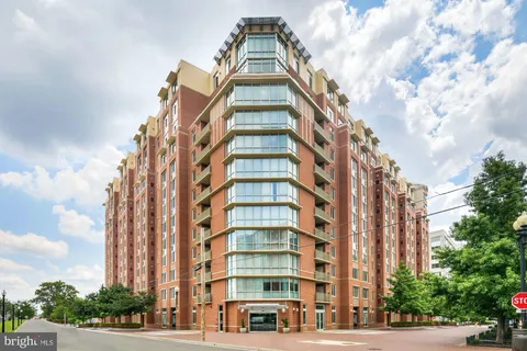 $2,100 | 1000 New Jersey Avenue Southeast, Unit 516, Washington, DC 20003