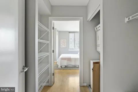 $2,100 | 1000 New Jersey Avenue Southeast, Unit 516, Washington, DC 20003