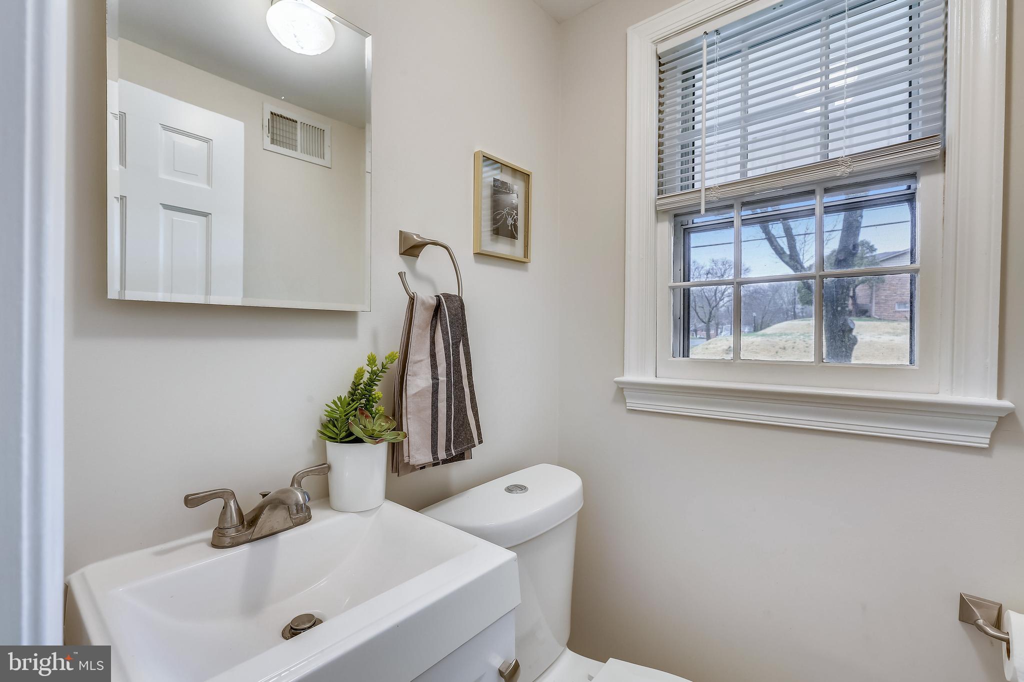 10701 Meadowhill Road Silver Spring, MD 20901 - Photo 40 of 82 Gallery Image 40