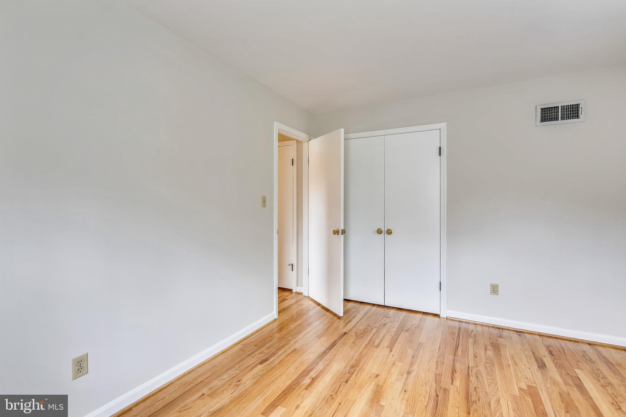 10701 Meadowhill Road Silver Spring, MD 20901 - Photo 48 of 82 Gallery Image 48