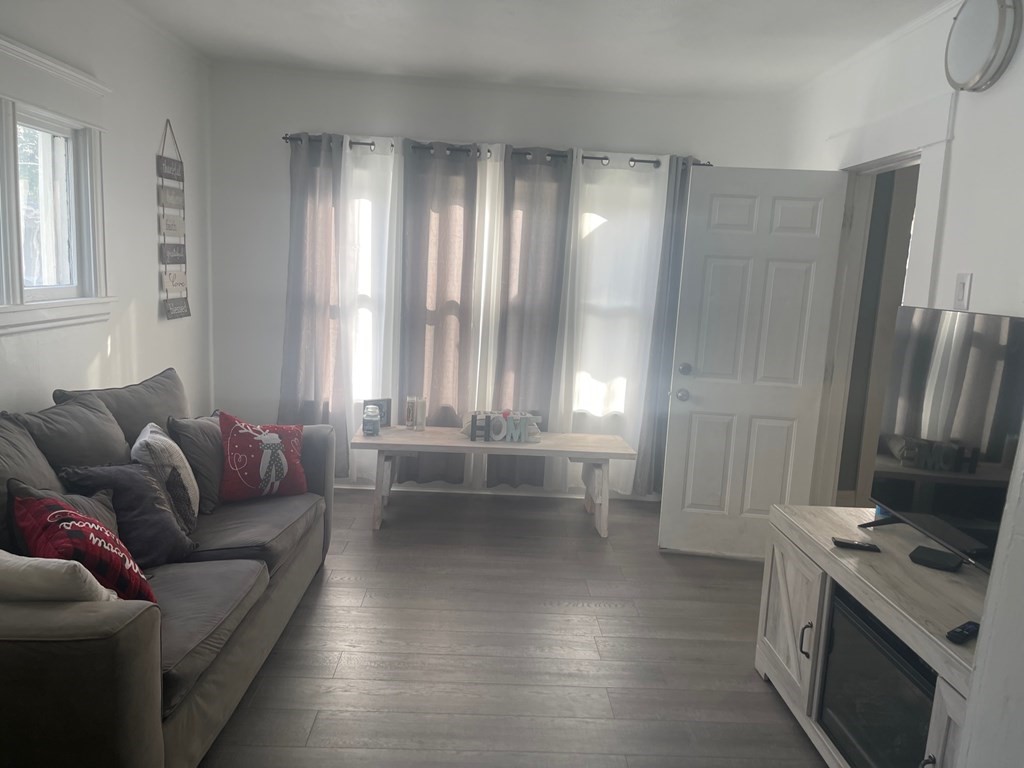47-49 Whittier Street Springfield, MA 01108 - Photo 14 of 19