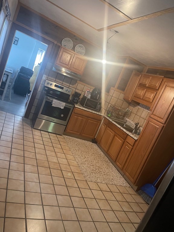 47-49 Whittier Street Springfield, MA 01108 - Photo 6 of 19