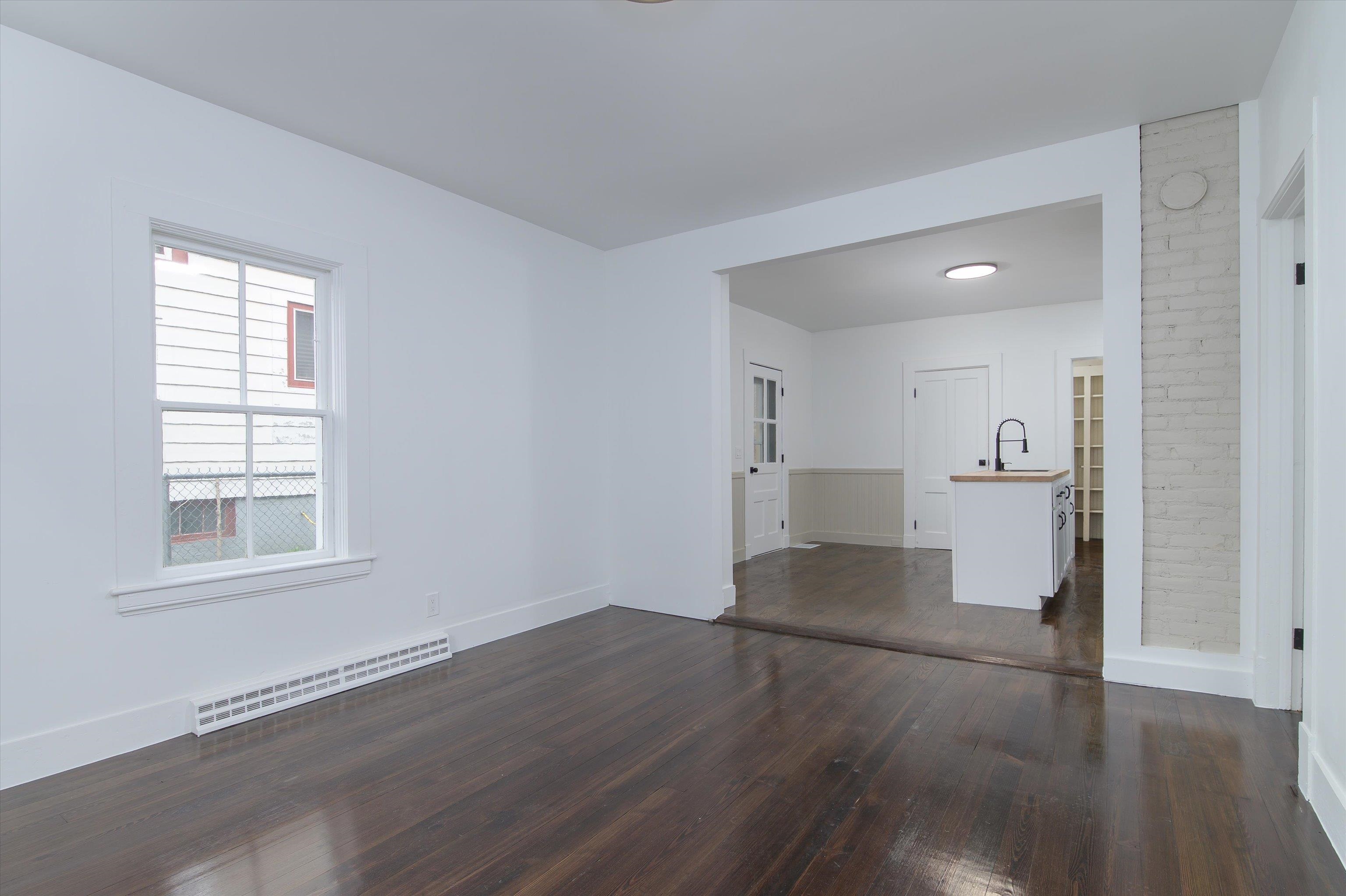 29 Hopkins Street Rutland, VT 05701 - Photo 2 of 45
