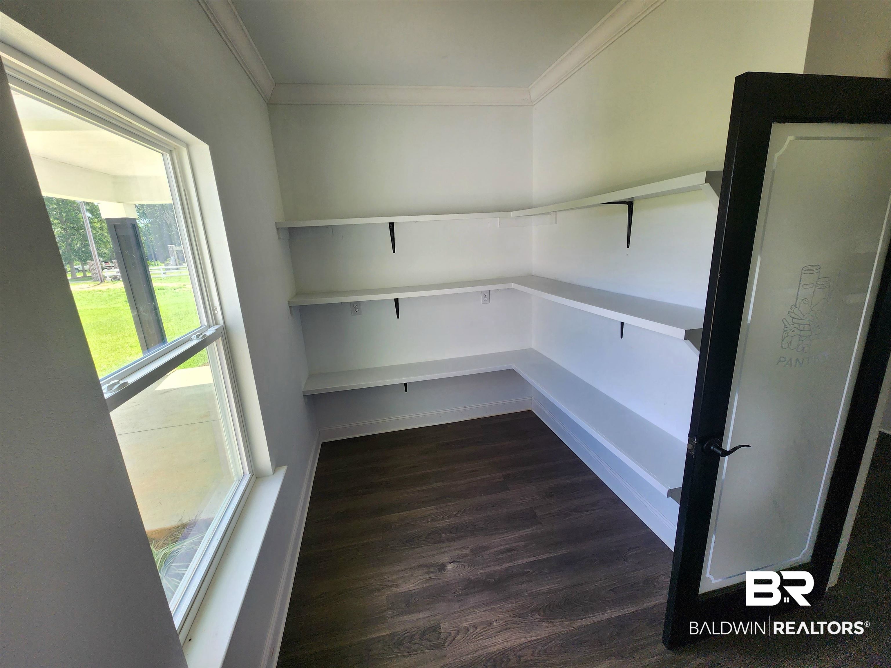 12283 Daughtry Lane Fairhope, AL 36532 - Photo 24 of 49 Pantry