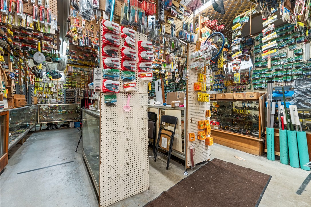 341 Burnside Avenue Woonsocket, RI 02895 - Photo 11 of 42