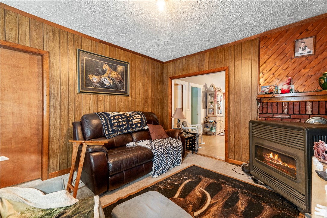 341 Burnside Avenue Woonsocket, RI 02895 - Photo 16 of 42