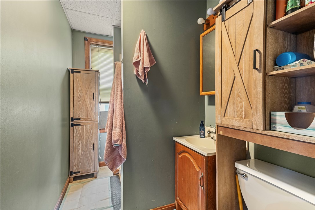 341 Burnside Avenue Woonsocket, RI 02895 - Photo 33 of 42