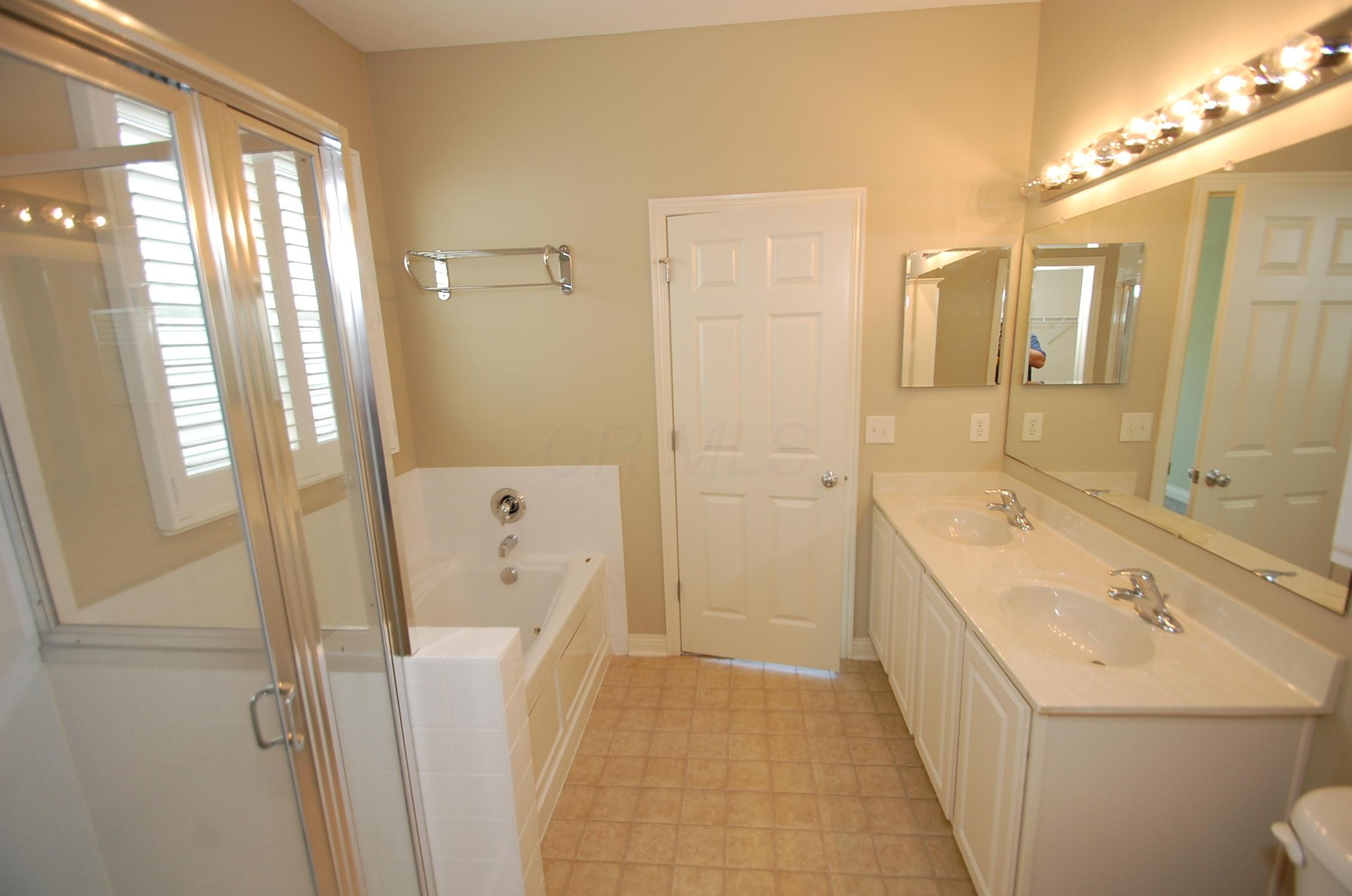 6123 Rackley Way Westerville, OH 43081 - Photo 17 of 32 Gallery Image 17