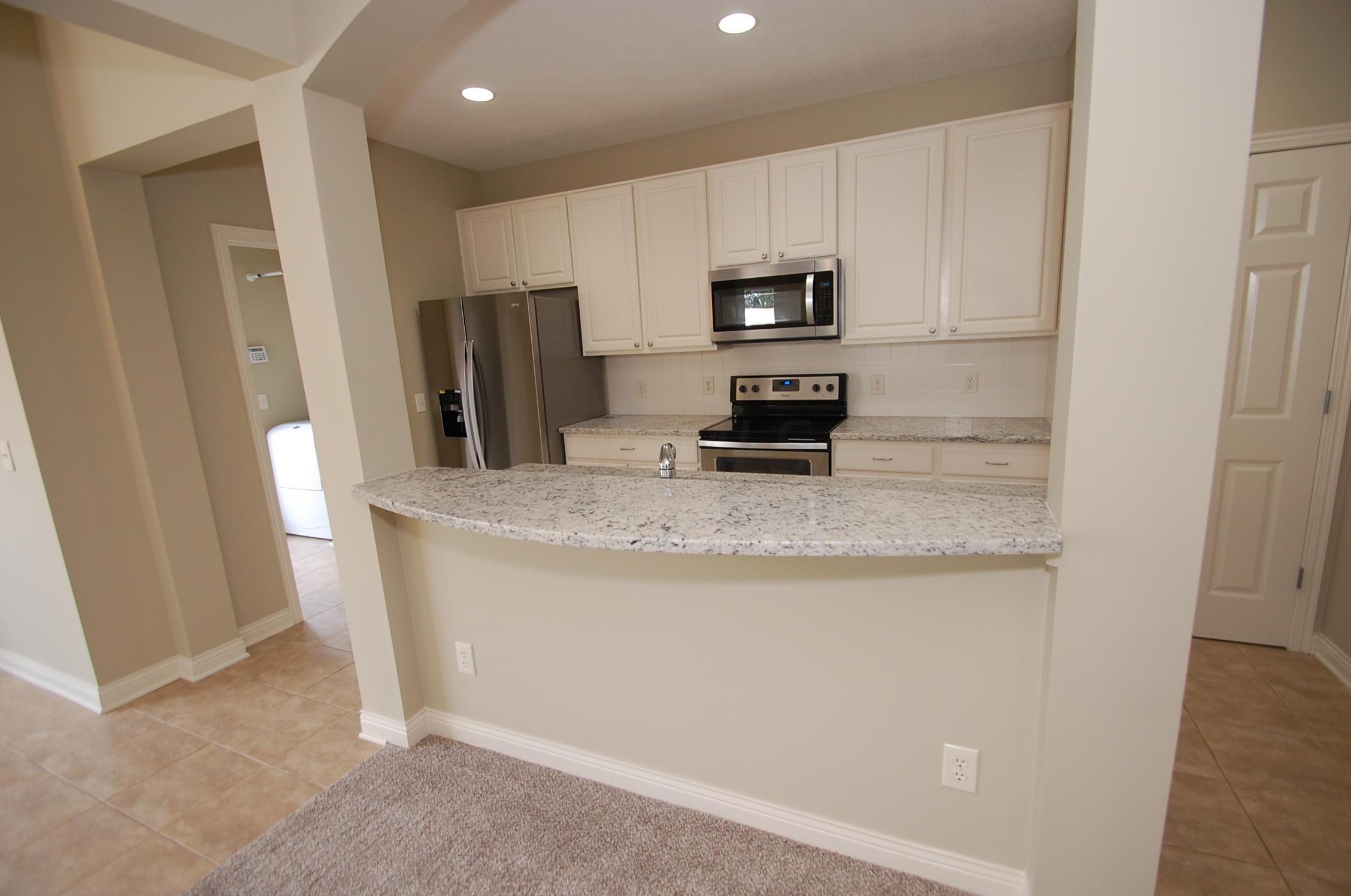 6123 Rackley Way Westerville, OH 43081 - Photo 8 of 32 Gallery Image 8
