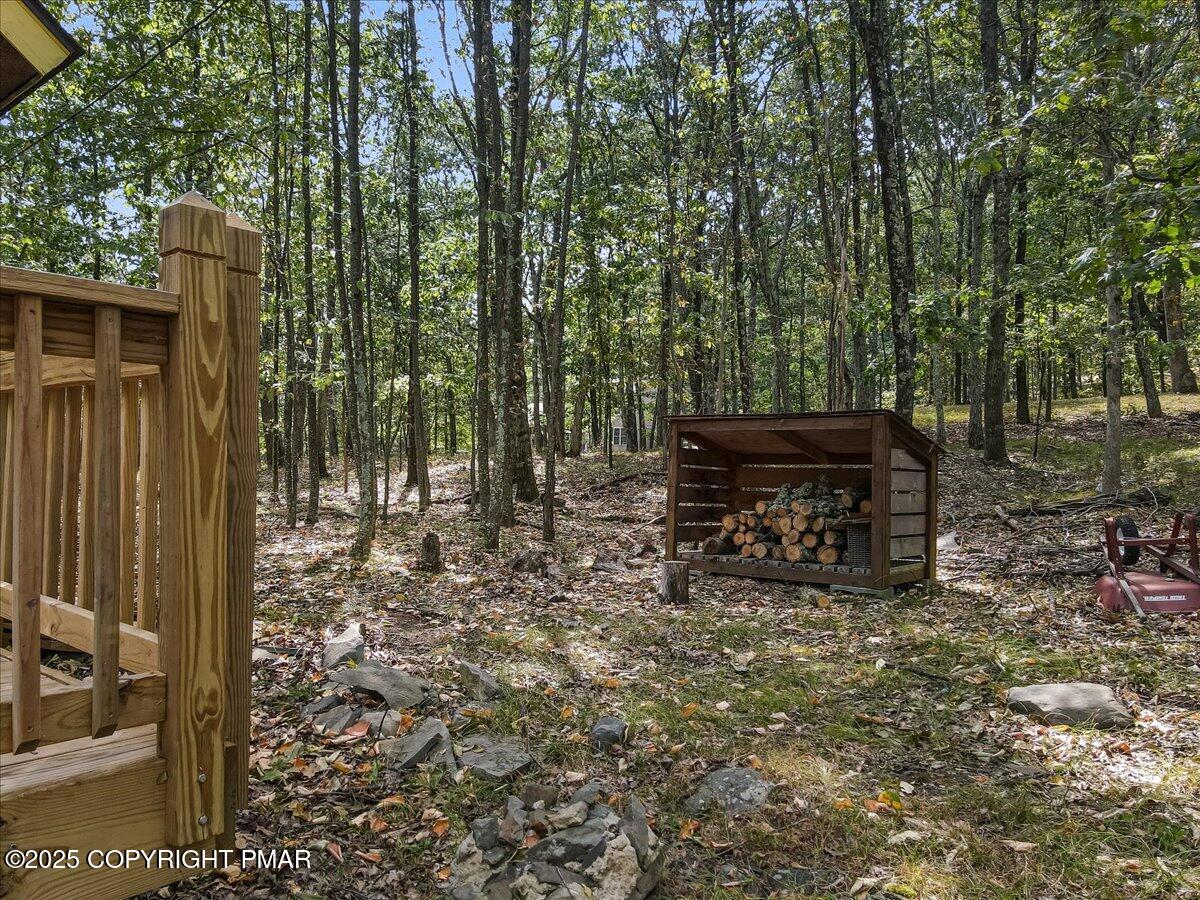 138 Badger Drive Bushkill, PA 18324 - Photo 28 of 44 37-Photo Sep 04 2025, 2 52 32 PM