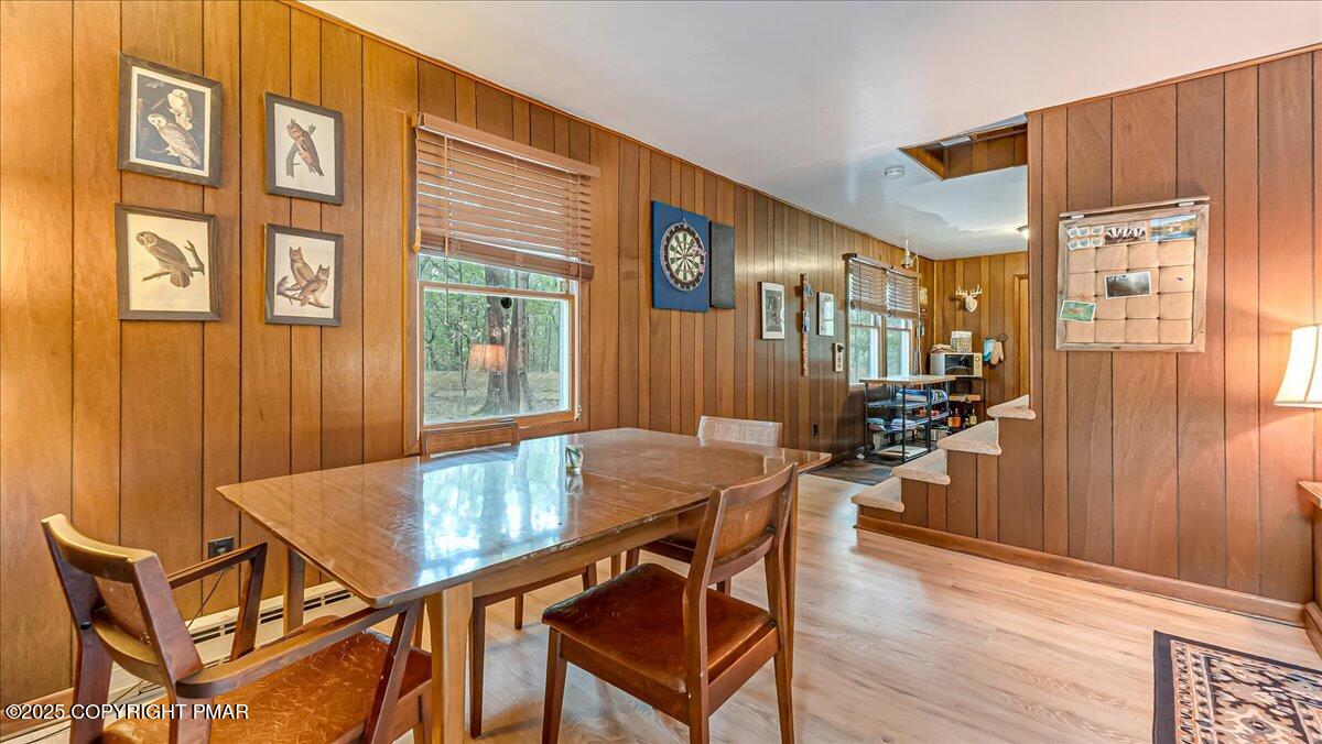 138 Badger Drive Bushkill, PA 18324 - Photo 6 of 44 15-Photo Sep 04 2025, 2 03 38 PM (1)