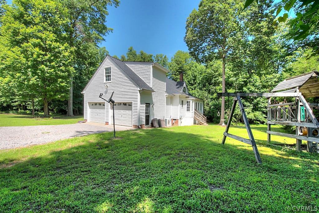 9217 Varina Road Henrico, VA 23231 - Photo 43 of 49 a view of backyard with a garden and entertaining space