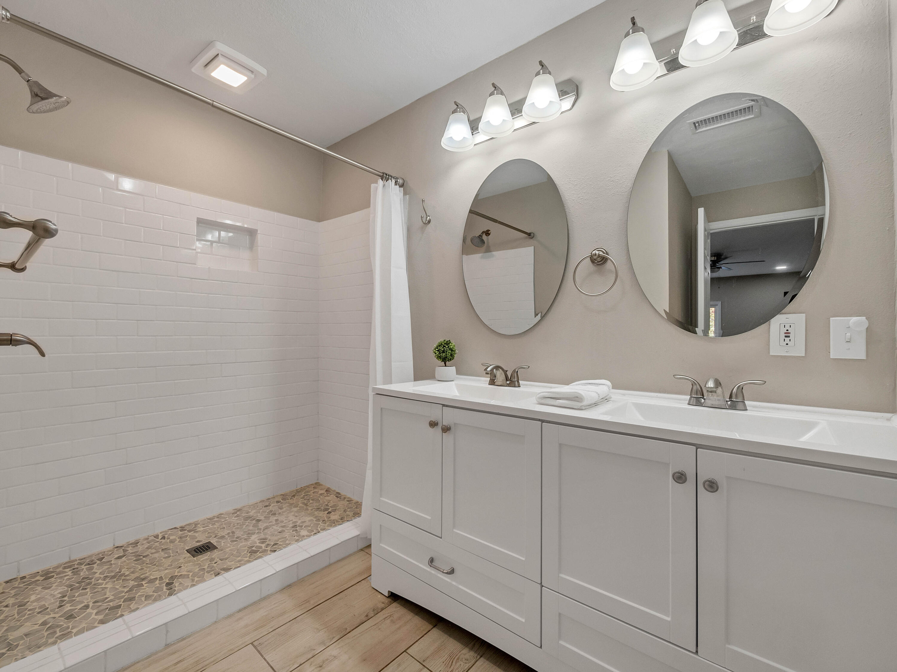 10086 Standifer Gap Road Ooltewah, TN 37363 - Photo 14 of 24 10086_StandiferGapRd-6