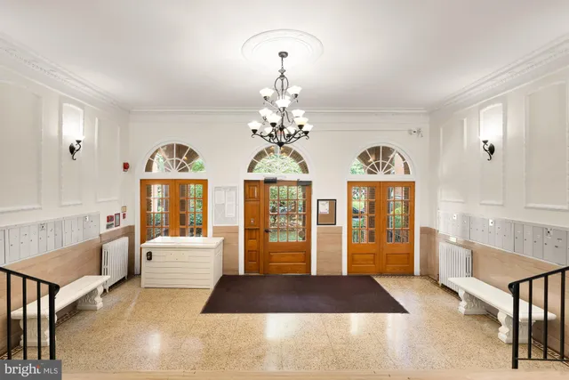 $325,000 | 1820 Clydesdale Place Northwest, Unit 405, Washington, DC 20009