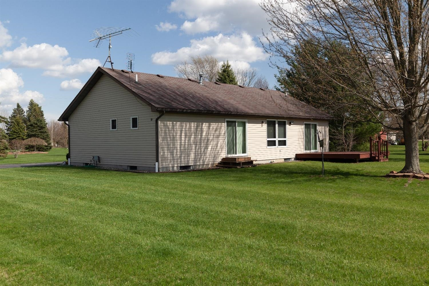 1600 Hayball Road Jackson, MI 49201 - Photo 12 of 39 Photo 16