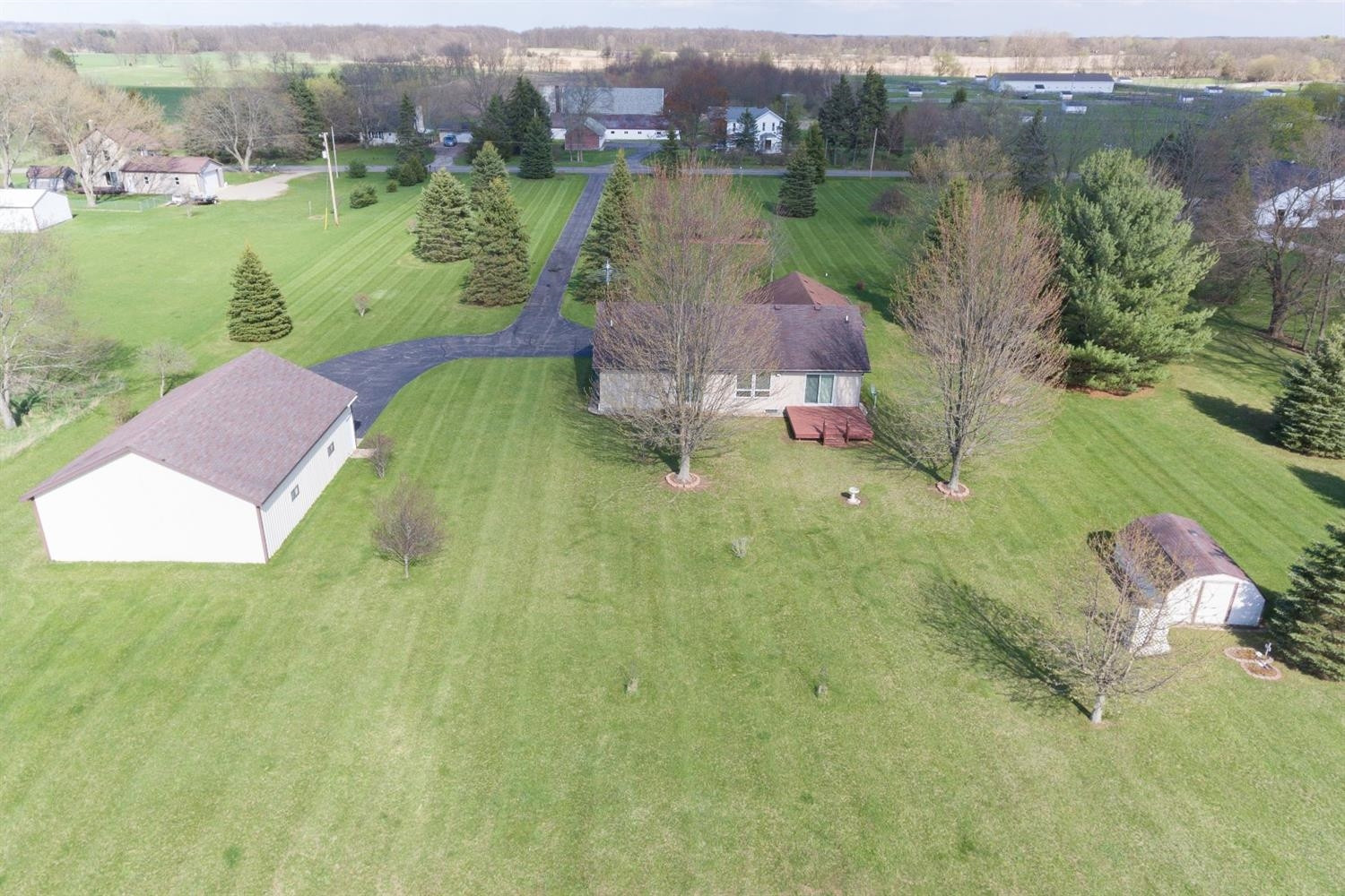1600 Hayball Road Jackson, MI 49201 - Photo 4 of 39 Photo 4