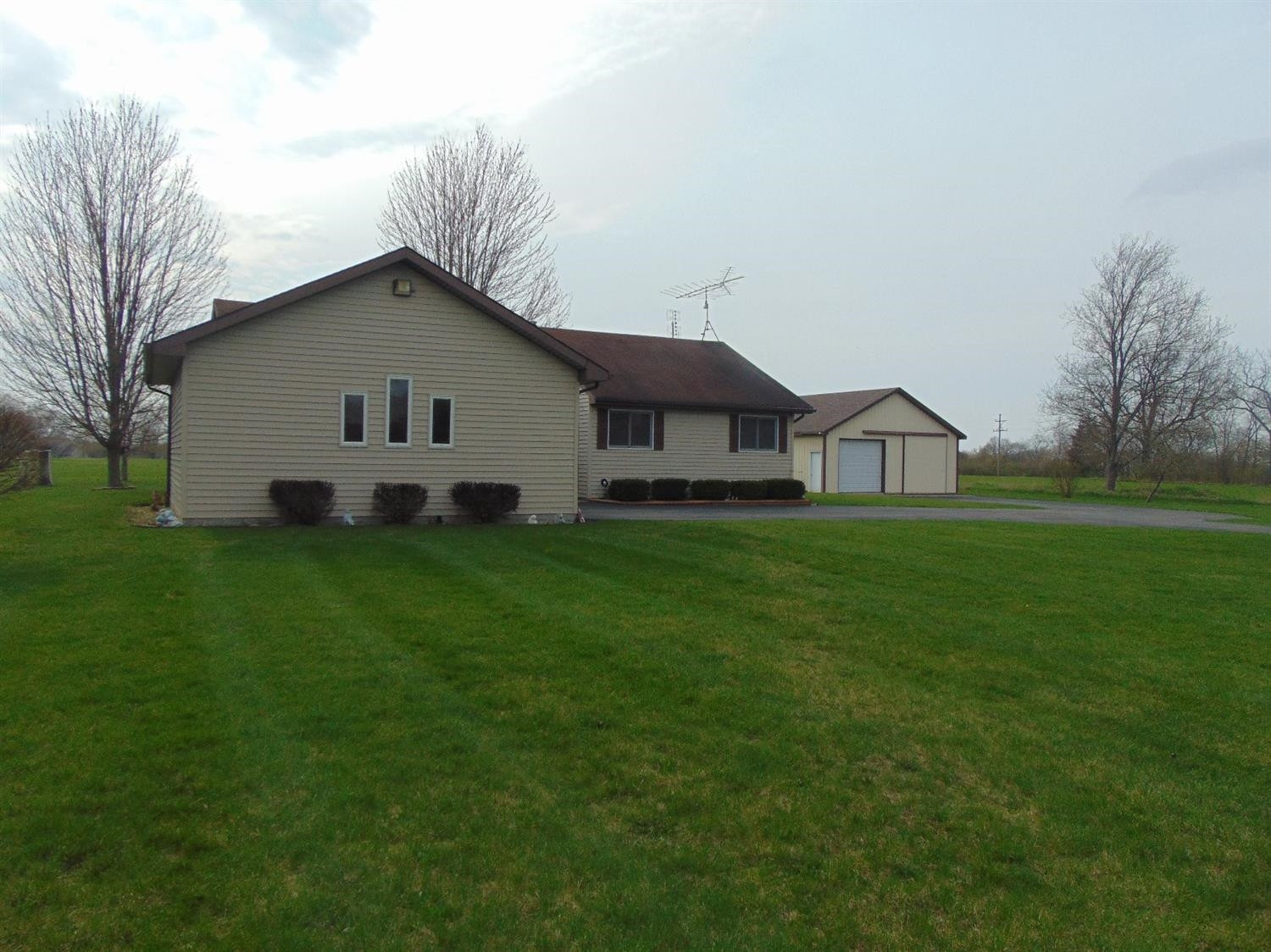 1600 Hayball Road Jackson, MI 49201 - Photo 6 of 39 Photo 6