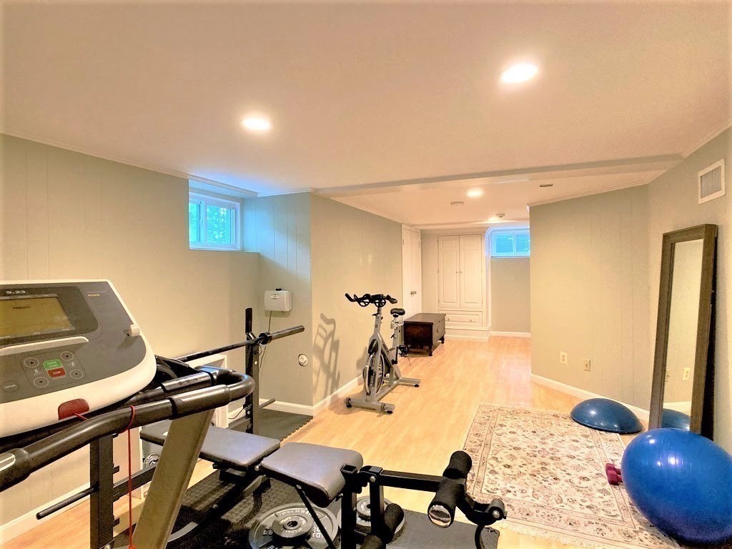 78 Halcyon Road Newton, MA 02459 - Photo 23 of 30 Gallery Image 23