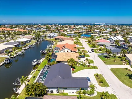 $849,000 | 391 Vía Esplanade, Punta Gorda, FL 33950